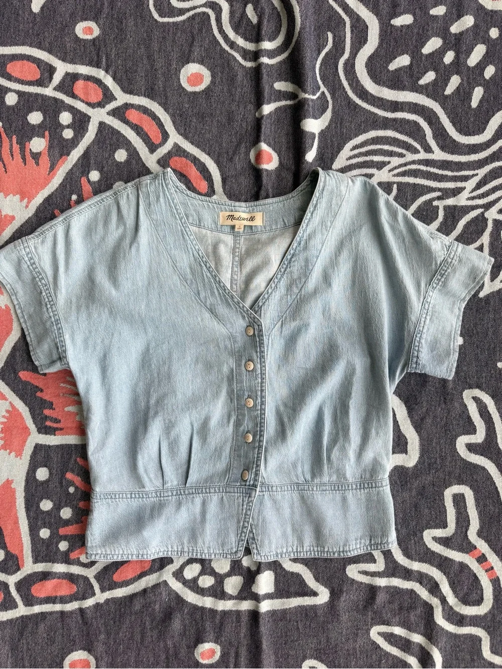 Madewell Light Wash Denim V-Neck Button Front Top - Light Blue - Picture 2 of 6